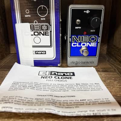 Electro-Harmonix Neo Clone Analog Chorus With Box 2010 - Present - Black / Blue image 4