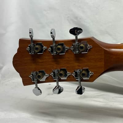 Guild Jumbo Junior E SP/MH Acoustic Electric Guitar image 9