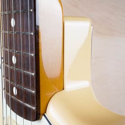 Fender Traditional '60s Stratocaster MIJ 2018 Vintage White Limited Run Made in Japan w/ Bag image 11