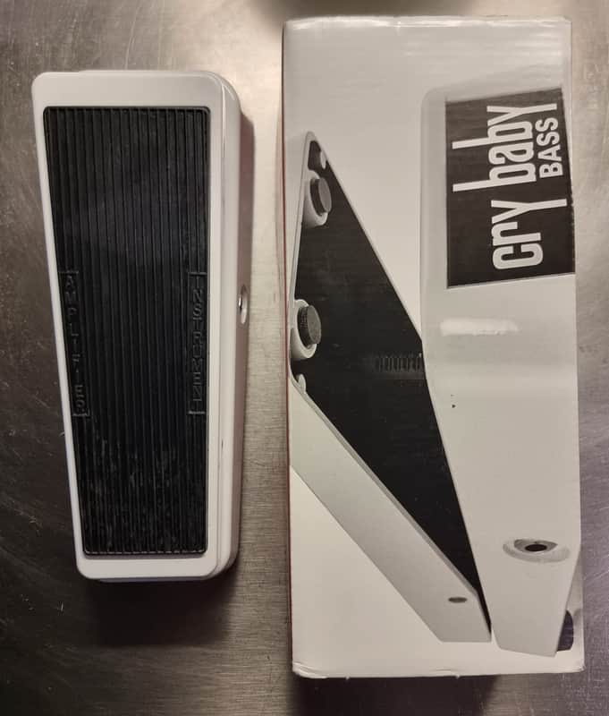 Dunlop 105Q Cry Baby Bass Wah 1999 - Present - White image 1