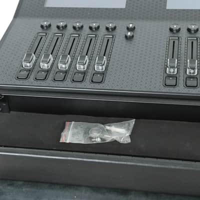 Jands Vista L5 Lighting Control Console with 4096 DMX Channels CG01FDE *ASK FOR SHIPPING* image 12