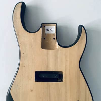 4 String Electric Bass Basswood Body image 7