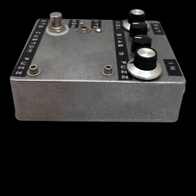 OTB Fuzz Face Type Custom Fuzz By Owen Barry - 1 of 1 X7643 image 2