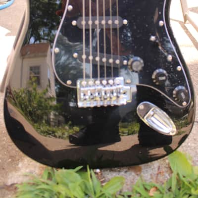Indio Classic - Stratocaster-style Electric Guitar - 2017 - basswood image 6