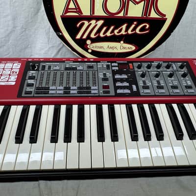 Clavia Nord Electro 3 Seventy Three 73-key Piano & Organ Synthesizer Keyboard with Pedal + Bag image 5