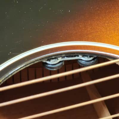 Gibson J-45 Left Handed Standard 2019 - Vintage Sunburst w/Solid case image 7