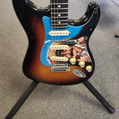 Used 2004 Fender American Stratocaster w/ Virgil Arlo Pickups and Upgrades - Sunburst w/ Case image 1