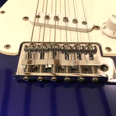 Squier Affinity Stratocaster Indonesia 2005 Metallic blue image 4