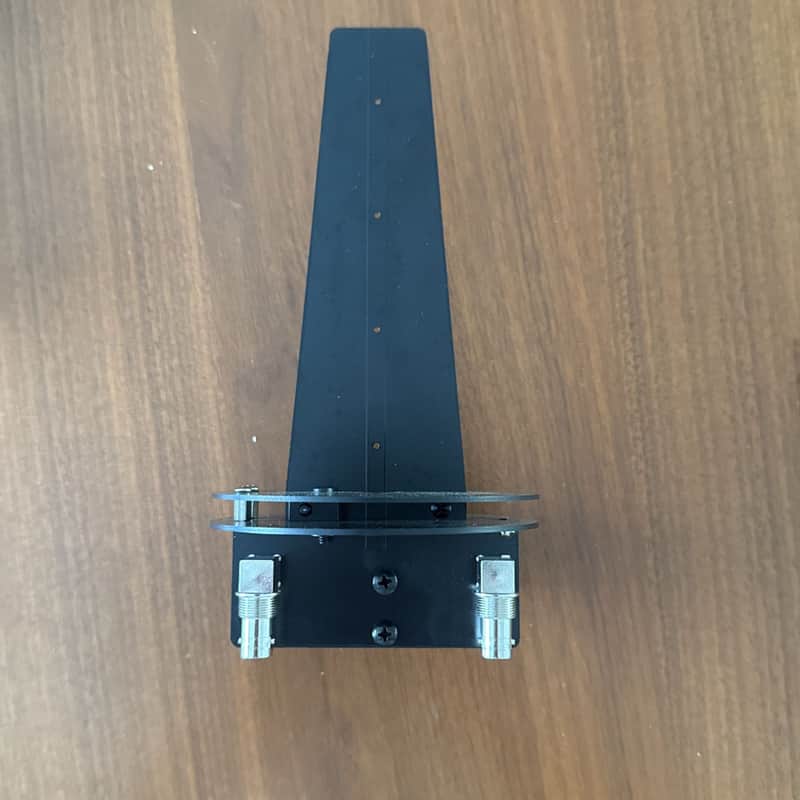 RFvenue Diversity Omni Antenna - Black image 1