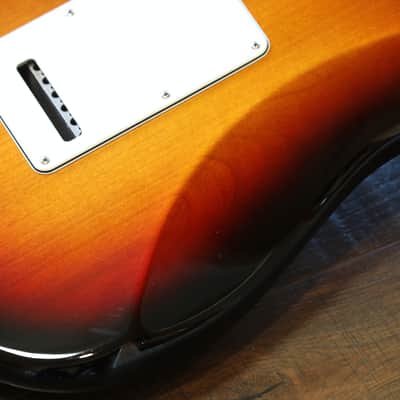 MINTY! 2016 Fender Limited Edition American Standard Stratocaster 3-Color Sunburst w/ Solid Rosewood Neck + OHSC image 10