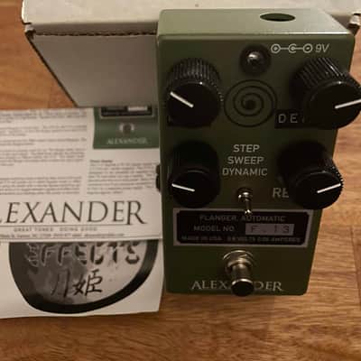 Alexander Pedals Flanger-F13 Neo Flanger - Army Green image 5