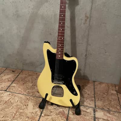 Fender Player Jazzmaster Electric Guitar, Tom Delong Style Buttercream, Pau Ferro Fingerboard. MODDED OUT!! Jazzmaster 2018 - Buttercream image 2