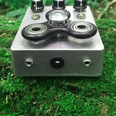Fidget Spinner Synth - Drone Noise Synthesizer image 2