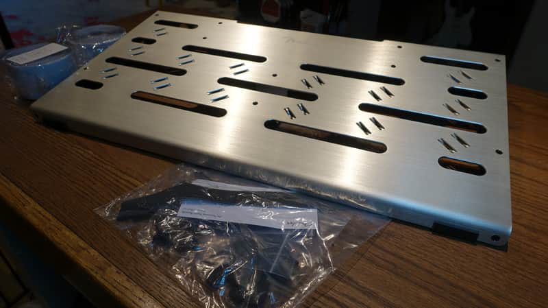 Fender Professional Pedal Board - Medium 2020 - Present - Silver image 1