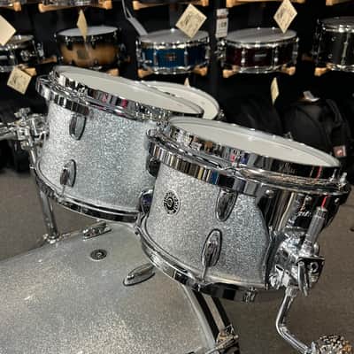 Gretsch Brooklyn 10/12/16/22" Drum Set Kit in Silver Sparkle image 4