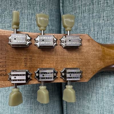 Gibson Les Paul Tribute Custombuckers 50s Wiring Honeyburst Gibson Soft Case Preview Video image 15