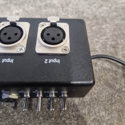 Studio 1 XLR-BP Professional - Audio Breakout Box - Black - Excellent image 4