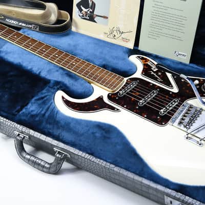 2004 Burns Hank Marvin 40th Anniversary Limited Edition No.1117/2004 & Case & Candy image 1