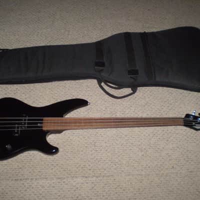 1989-1996 Yamaha RBX 200F Fretless w/Orig Leo Quann BadAss Bridge , Flats , Case image 1