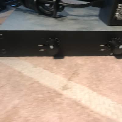 Biamp 301 Mic / Line mixer for commercial sound. Includes power supply, 7 connectors and rack mount bolts and washers. image 2