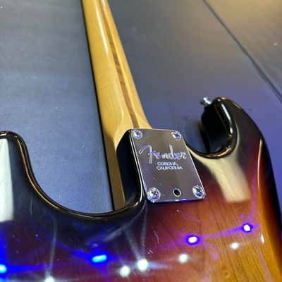 2001 USA Fender Standard Stratocaster image 8