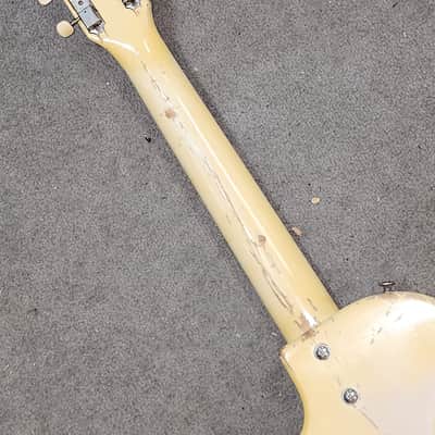 Supro 1507 1960 - ish - white image 6