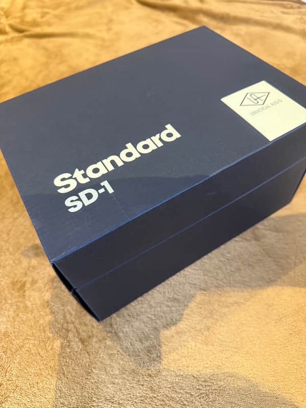 Universal Audio Standard SD-1 Cardioid Dynamic Microphone 2022 - Present - White image 1