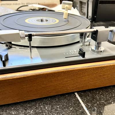 Lenco B55 Turntable w/ Original Lenco Clean L Cleaning Arm & Philips 400 Cartridge; Serviced image 5