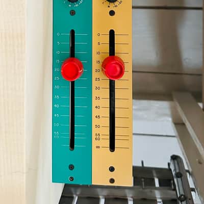 Electrodyne 709-L pair .Unracked with psu, connectors, transformers (Quad eight, Neve , api) image 7