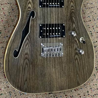 IYV Semi Hollow 2025 - Woodgrain image 13