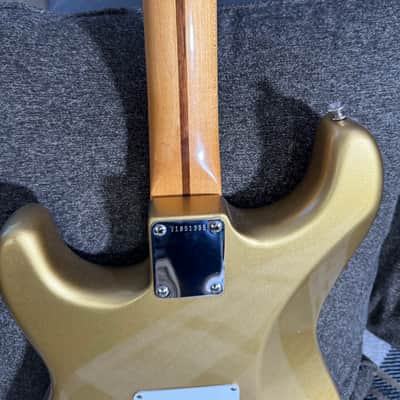 Fender American Original 50s Stratocaster guitar Aztec gold image 11