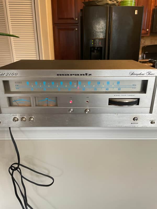 Marantz Model 2100 vintage stereo tuner 1970’s image 1
