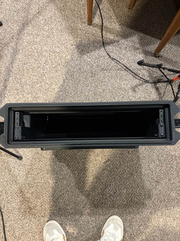 Gator G-PRO-2U-19 Roto Molded 2U Rack Case 2010s - Black image 1