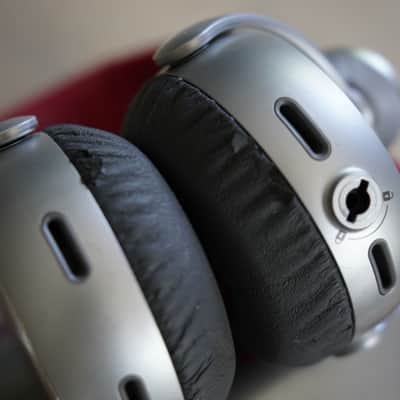 Sony MDRX10/RED Simon Cowell X Headphones with 50mm Diaphragms image 4