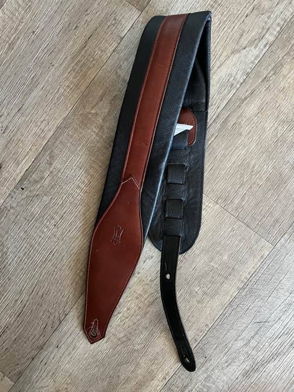 Levys MSS90 Black and brown image 1