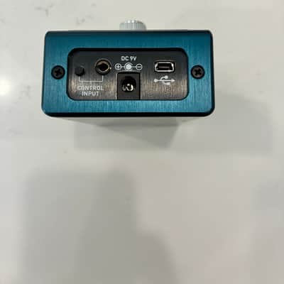 Source Audio EQ2 Programmable EQ 2020 - Blue - Mint - Full Retail image 3