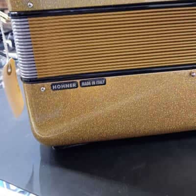 Hohner Anacleto Latino III 48 Bass 5 Switch Piano Accordion-Gold image 5