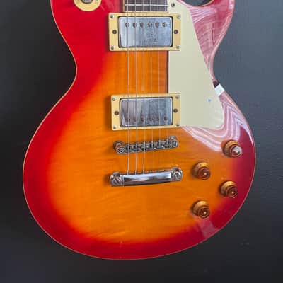Epiphone Les Paul Custom Plus 1996 - 2008 - Heritage Cherry Sunburst image 2