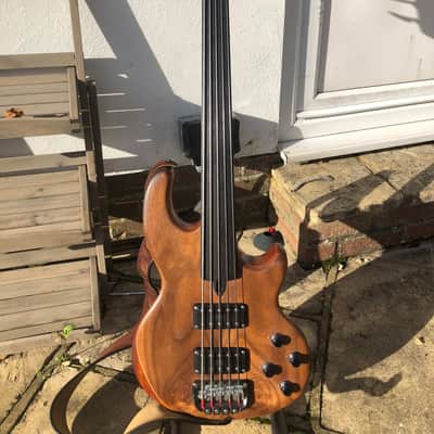 Wal Mk 2 Fretless 5 String image 4
