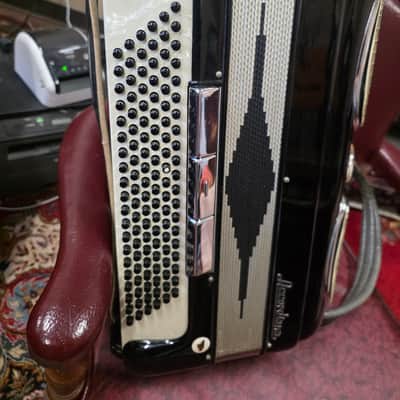 Excelsior Accordiana Model 320 Piano Accordion Made in Italy 41/120 image 7