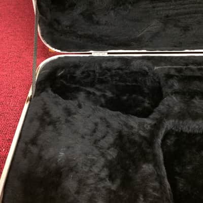 Peavey Axcelerator 6 string w/case image 14