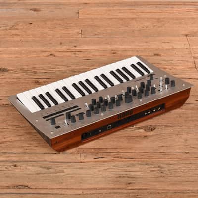 Korg Minilogue 4-voice Analog Polyphonic Synthesizer image 2