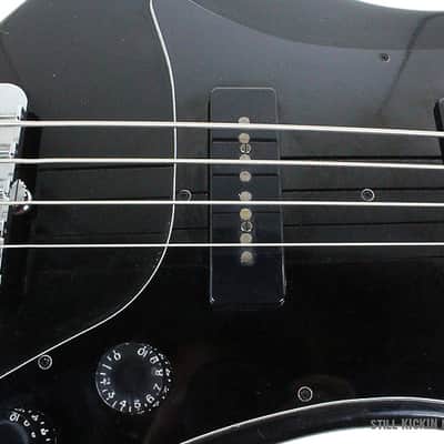 GUILD X702 VINTAGE 1982 BASS rare 4-string Offset Body Style Natural Relic X-702 image 5
