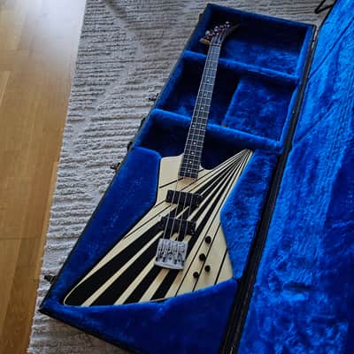 Gibson Explorer Bass "Designer Series" 1985 with Original Hardcase image 19