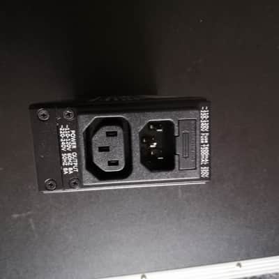 Pedaltrain Powertrain 1250 Multi-Output Pedalboard Power Supply image 3