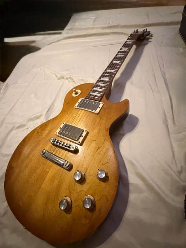 Gibson Tribute
