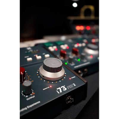 HERITAGE AUDIO I73PRO2 USC-C 2IN/4OUT, 2 Préamps Style 73 Class A image 5