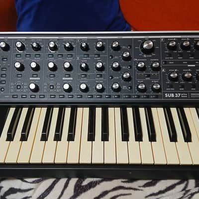Moog Sub 37 Tribute Edition 2010s - Black image 2