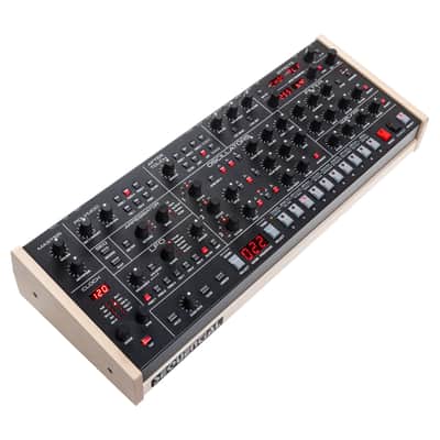 Sequential Trigon-6 Polyphonic Analogue Synthesizer Desktop Module image 8