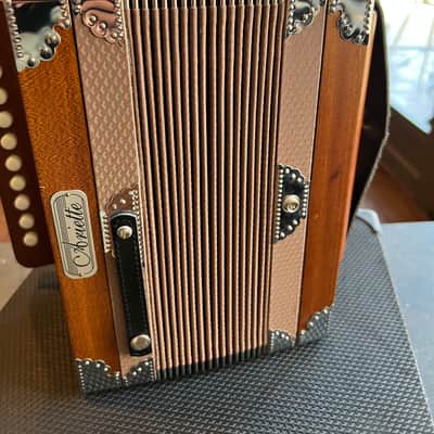 Hohner 3002 Ariette Accordion with Case image 4